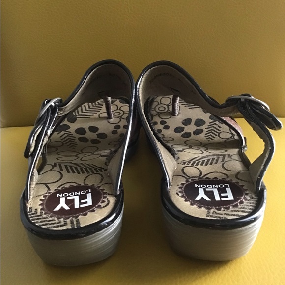 Fly London Leather Wedge Sandals - Women’s EU size 39 (US 8.5-9) - Picture 4 of 7